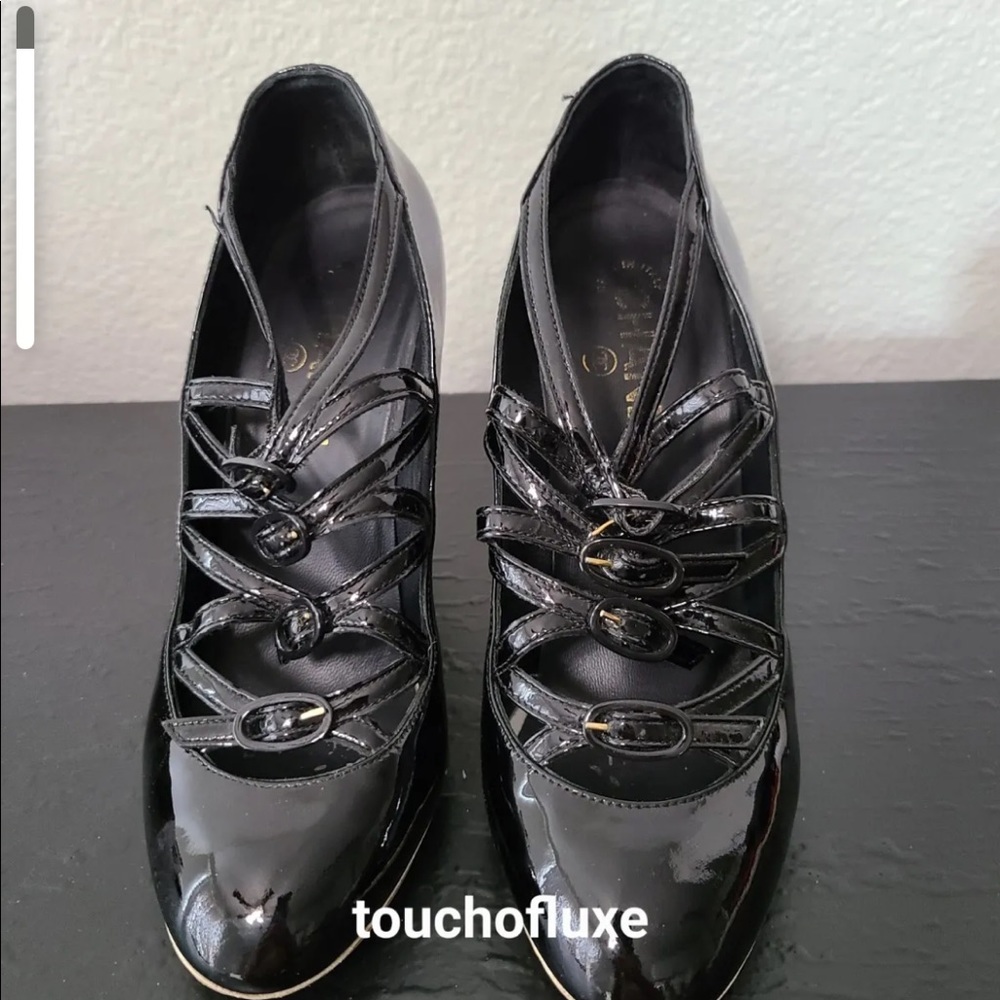 Chanel shoes size 37
